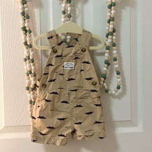 Baby overall. Carters 3-6
